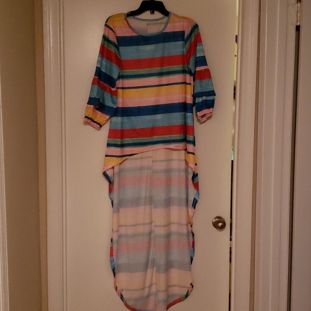 Stripped Hi/Lo Top